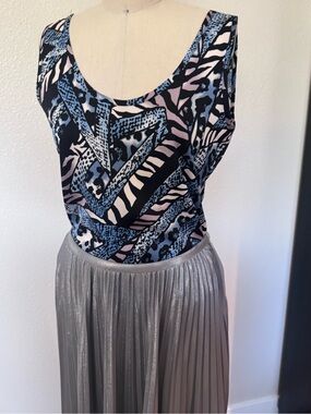Tucker Black, Navy & Light Blue Abstract Print Top silk